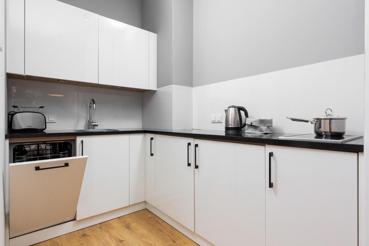 Slawinska Apartment Warsaw Wola By Noclegi Renters Exterior foto